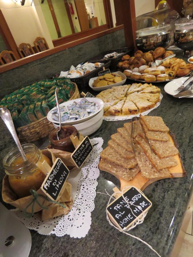 Hotel Italia Baselga di Pinè المظهر الخارجي الصورة